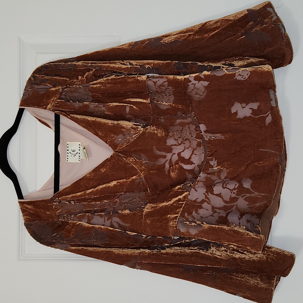 ICE Peplum Blouse Sz L